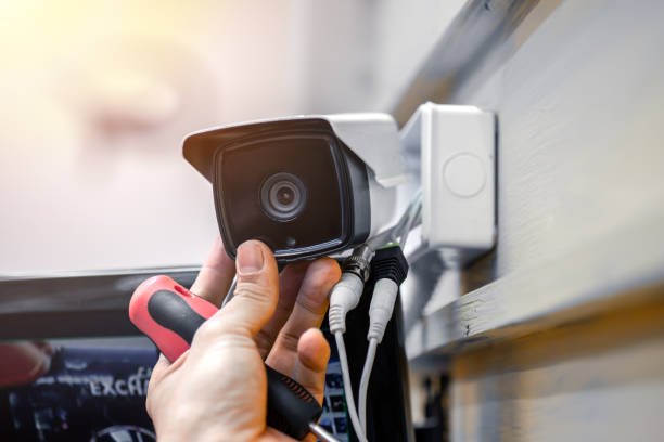 How do cctv camera systems integrate with alarm systems?