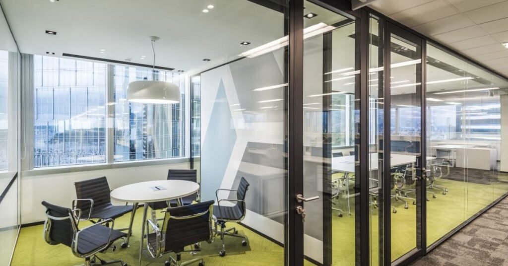 Double-Glazed Partitions: Benefits & Climate Efficiency