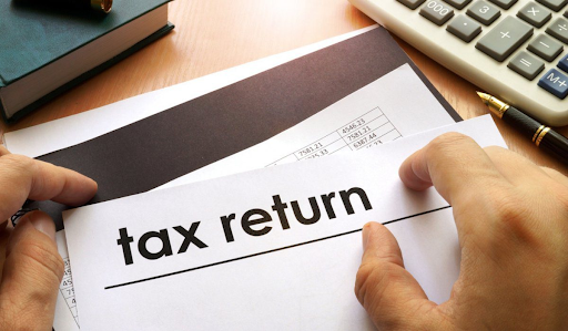 How a Tax Return Advisor in Perth Handles Complex Deductions