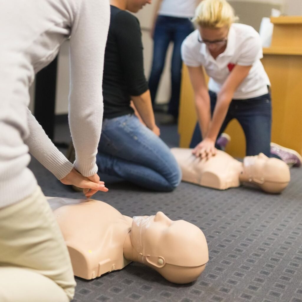 BLS vs. Heartsaver: Choosing the Right CPR Certification in Florida