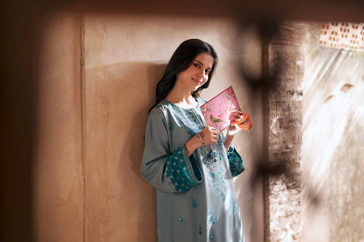 Why Choose Nishat UAE for Ready-to-Wear in Dubai?